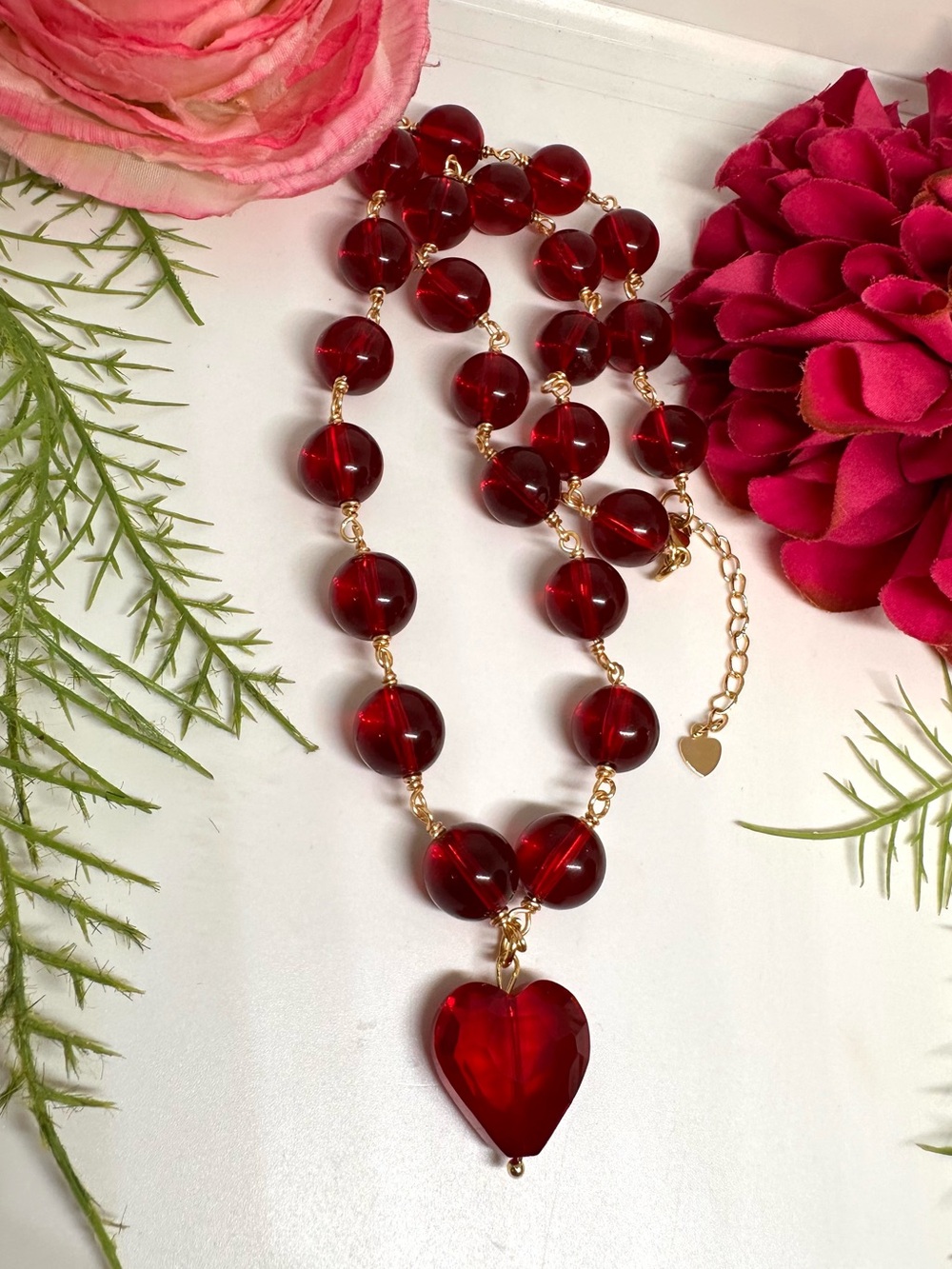 NEW⚜️ Handmade Red Beaded Crystal Heart Charm Necklace - Picture 3 of 6